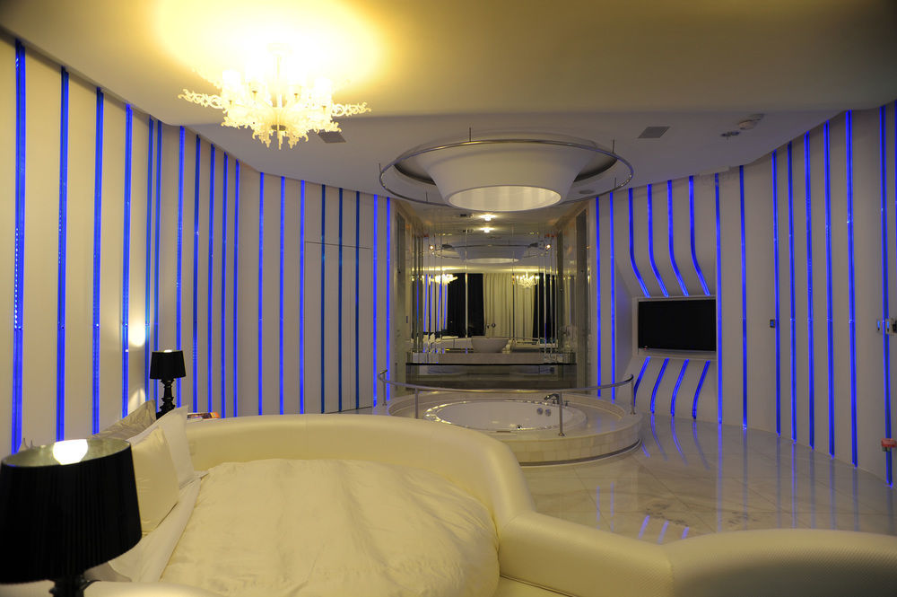 Motel Stars Taichung Exterior photo